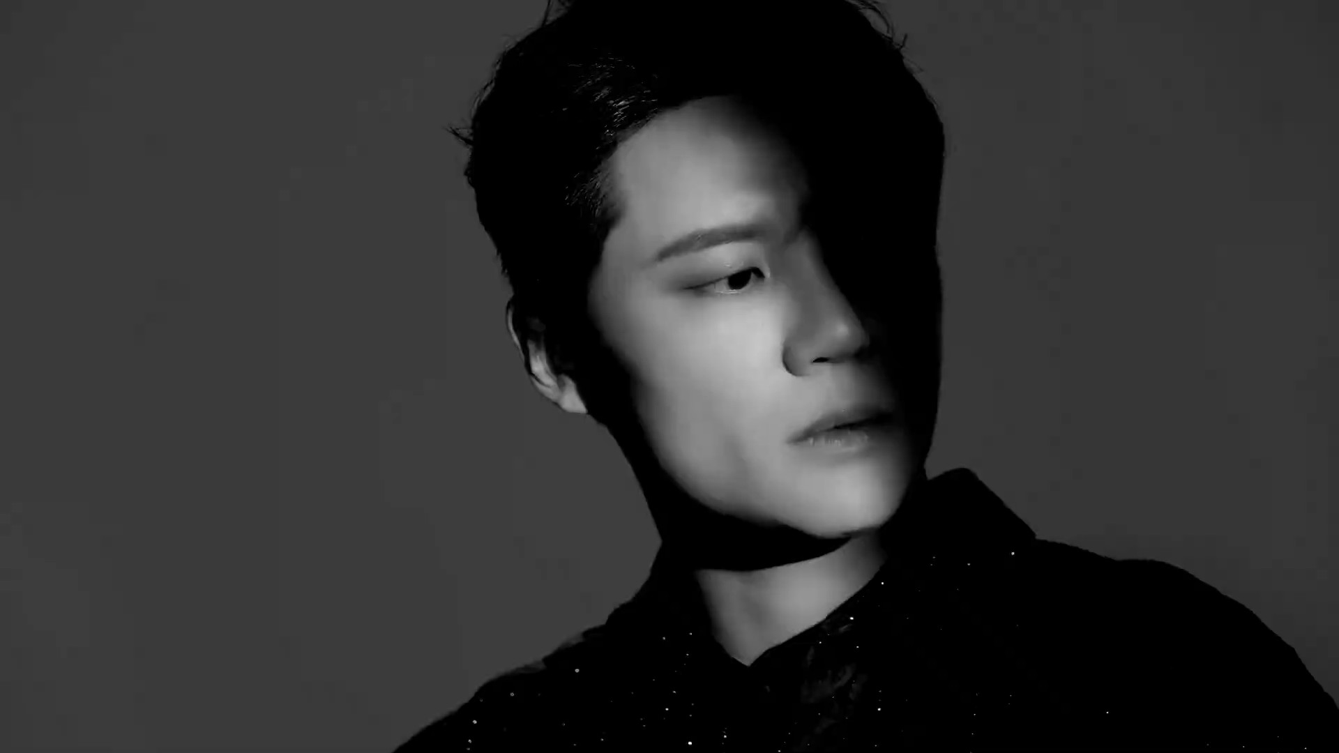 KIMJUNSU(XIA) MEDIA EXHIBITION – COMING SOON !3.jpg