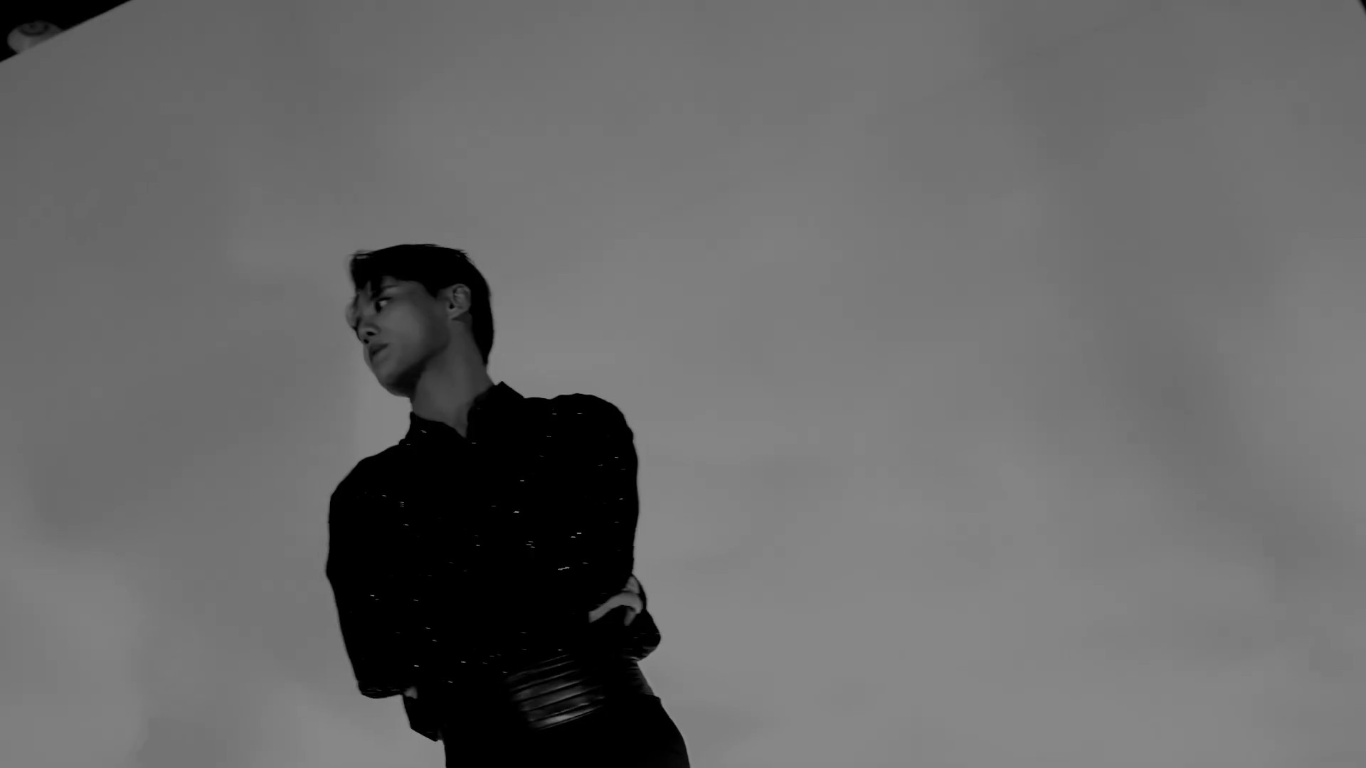 KIMJUNSU(XIA) MEDIA EXHIBITION – COMING SOON !2.jpg