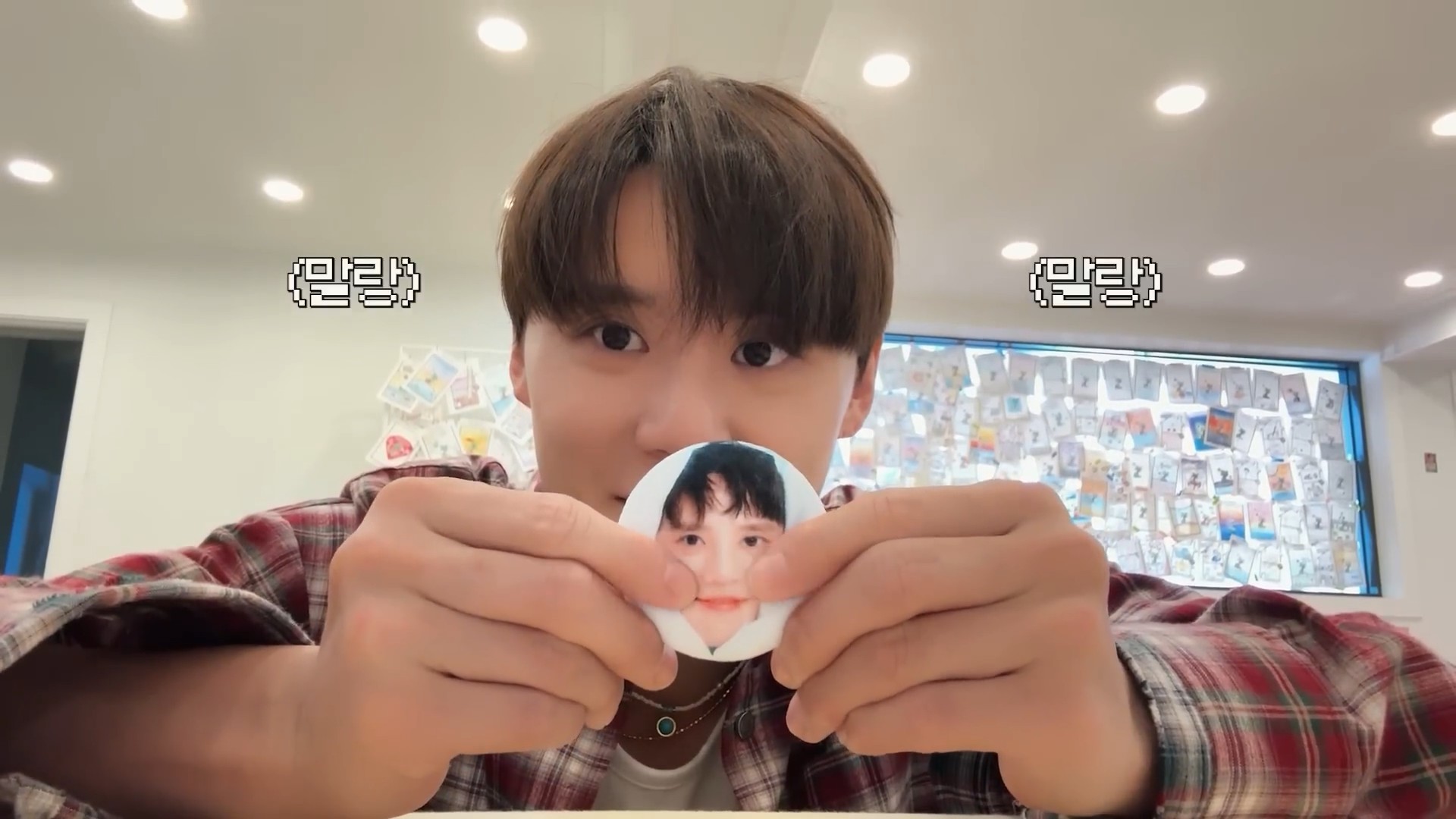 XIA l Behind the Scenes Junsu',s Azit21.jpg