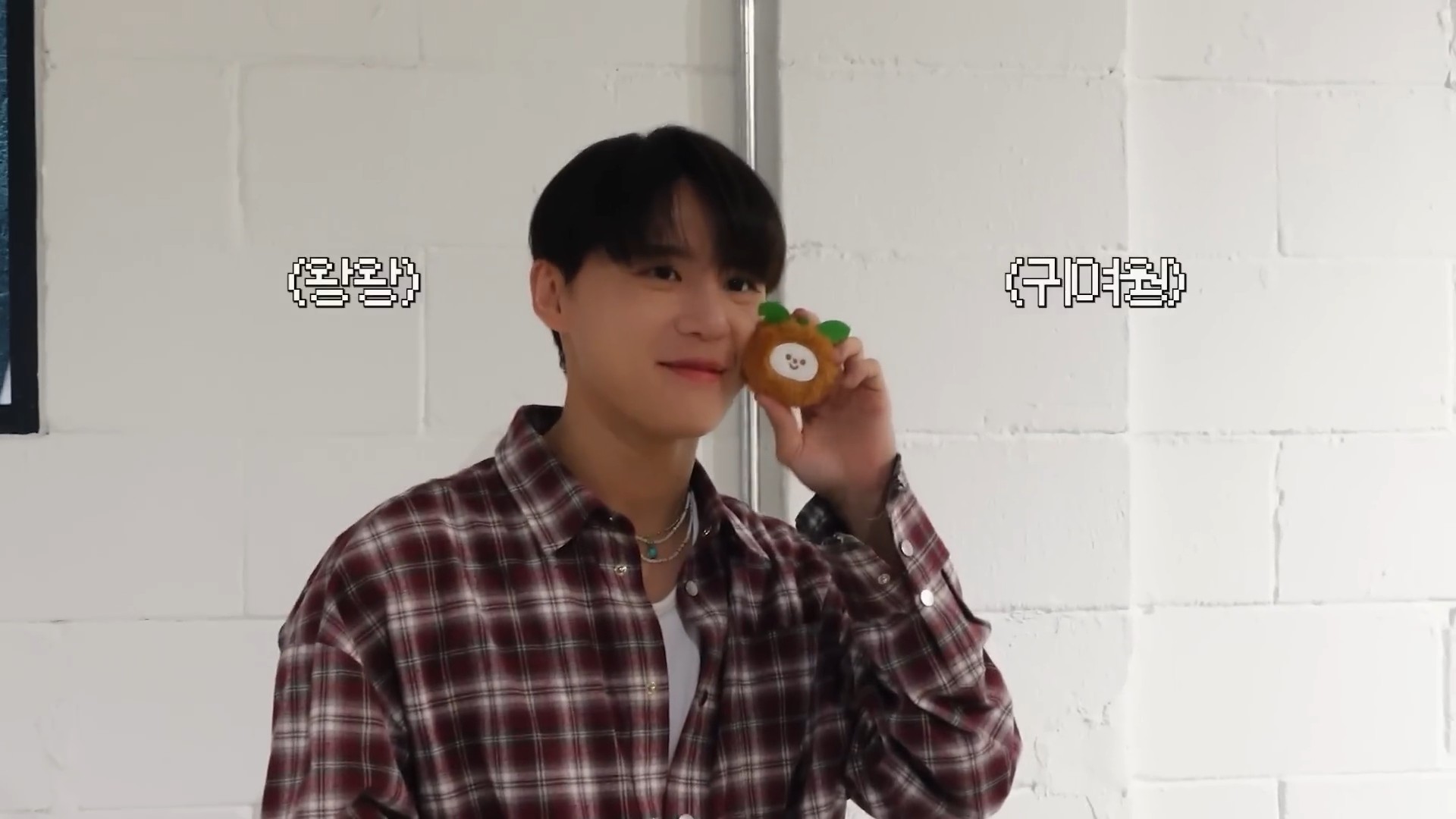 XIA l Behind the Scenes Junsu',s Azit11.jpg