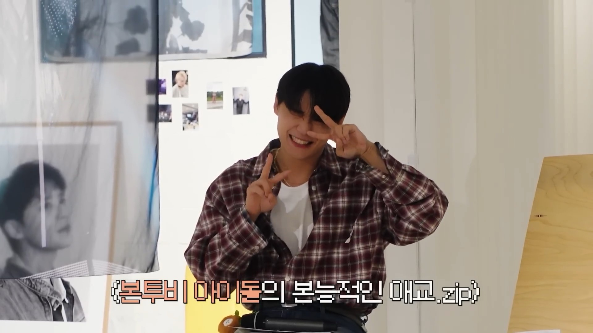 XIA l Behind the Scenes Junsu',s Azit39.jpg