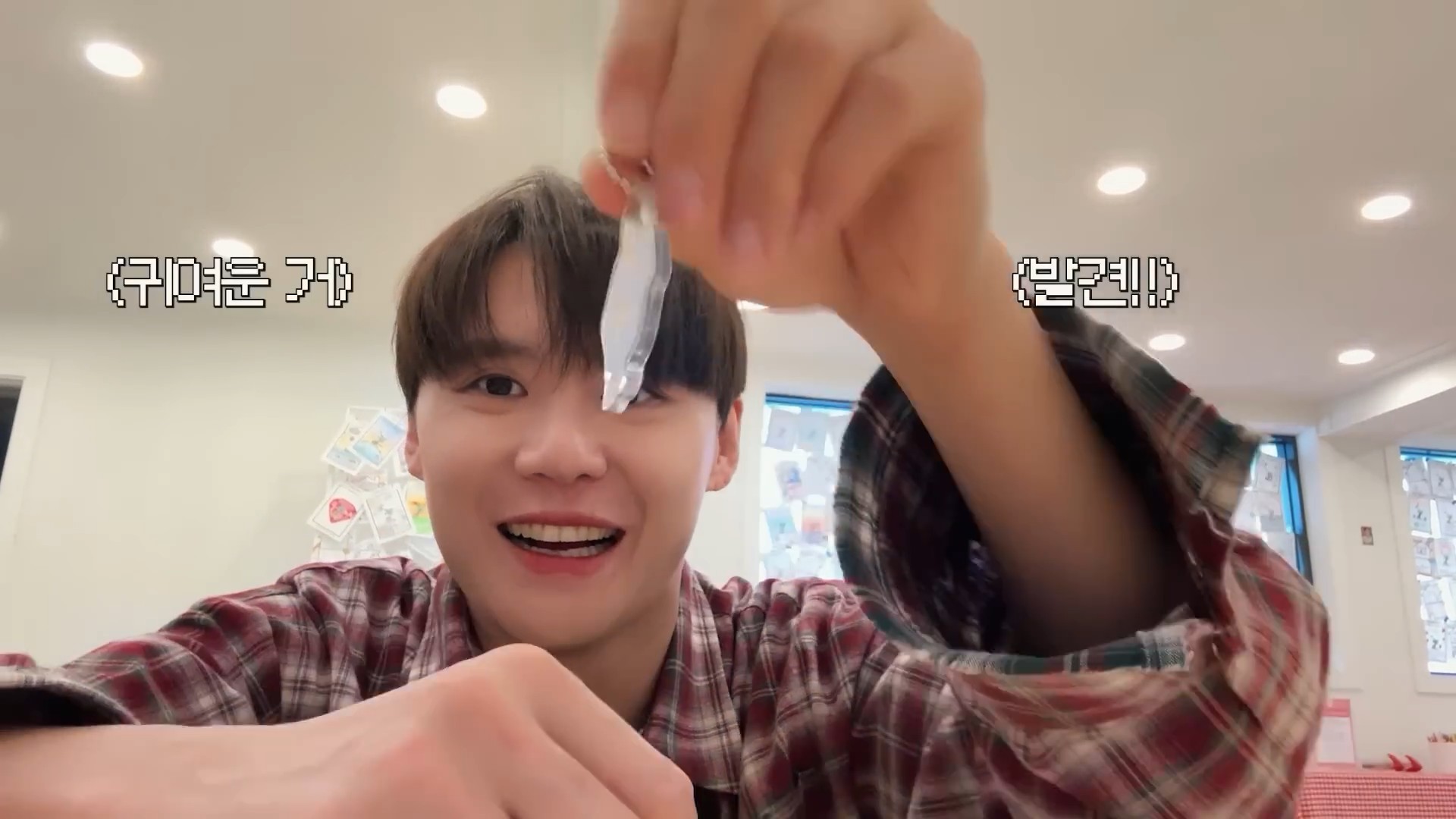 XIA l Behind the Scenes Junsu',s Azit25.jpg