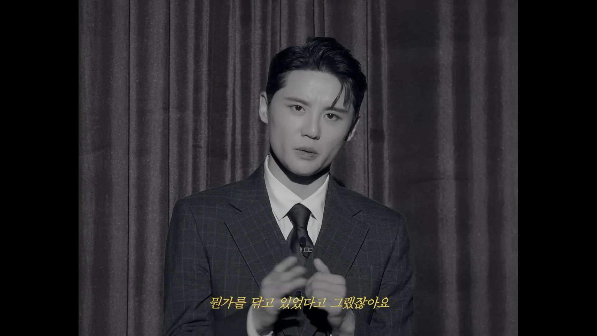 [인터미션3] EP.02 드디어 밝혀지는 그날의 진실(EN JP) ROXIE HART.jpg