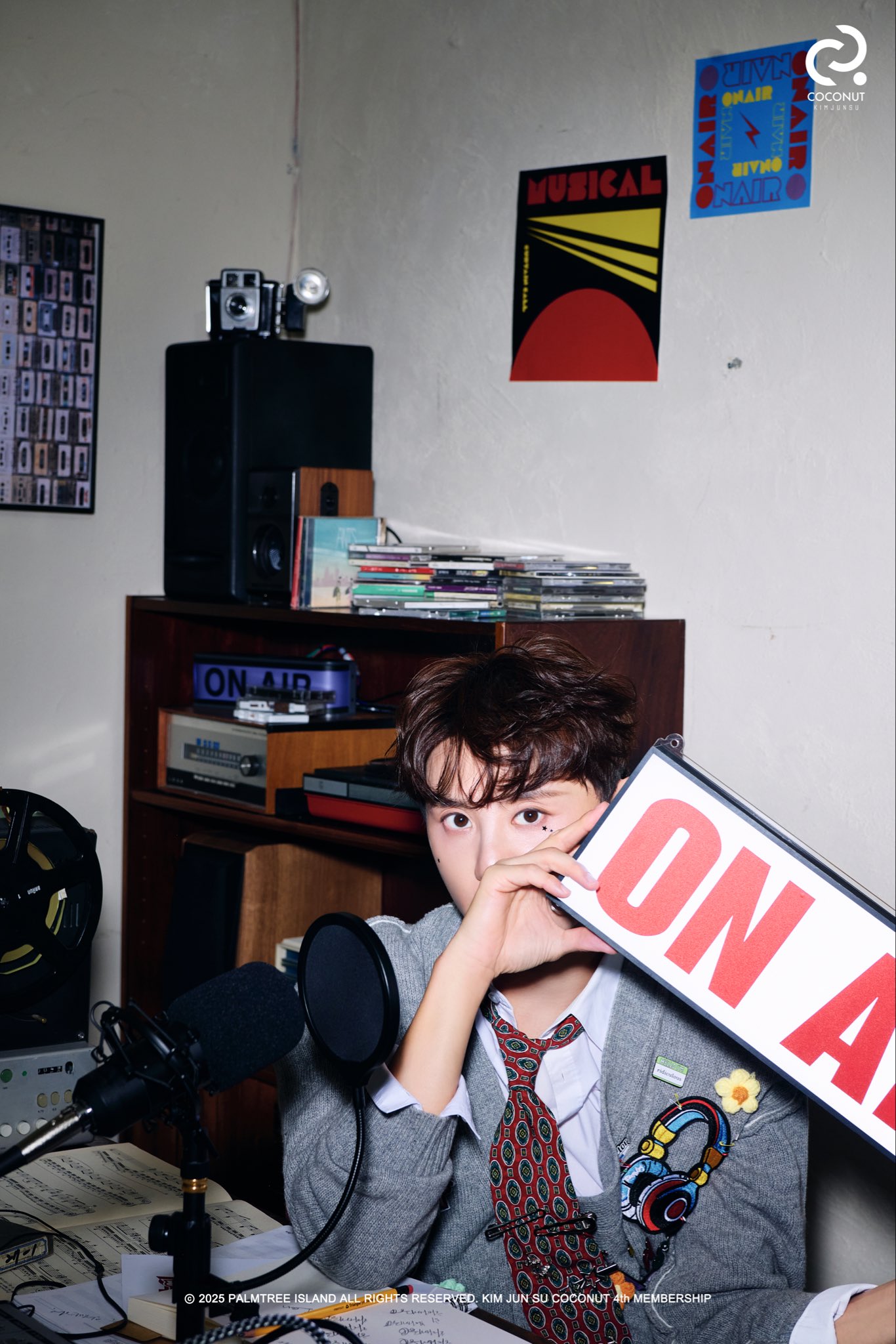 251021_Junsu_PALMTREE_01.jpg