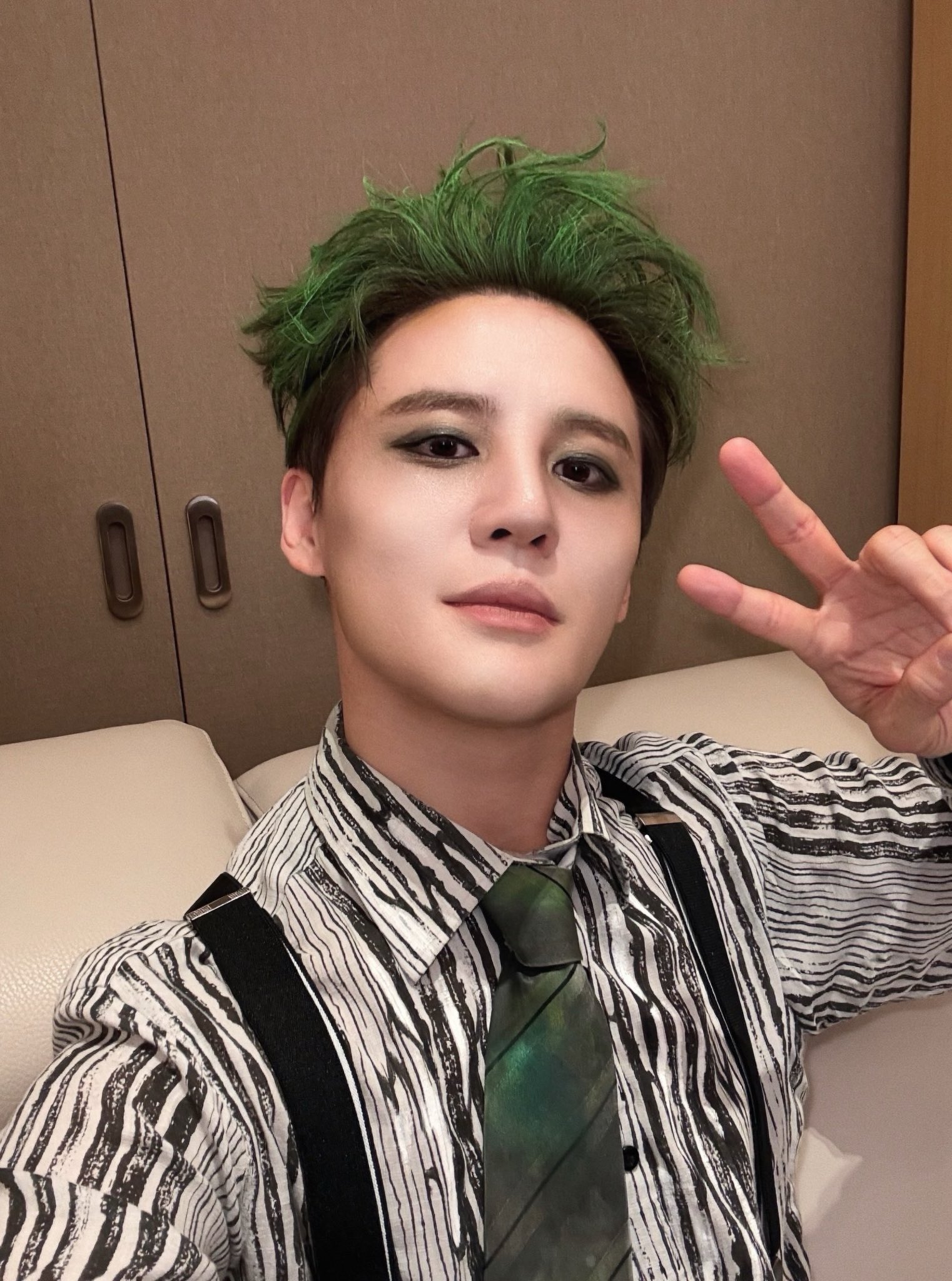 251222_Junsu_PALMTREE_03.jpg