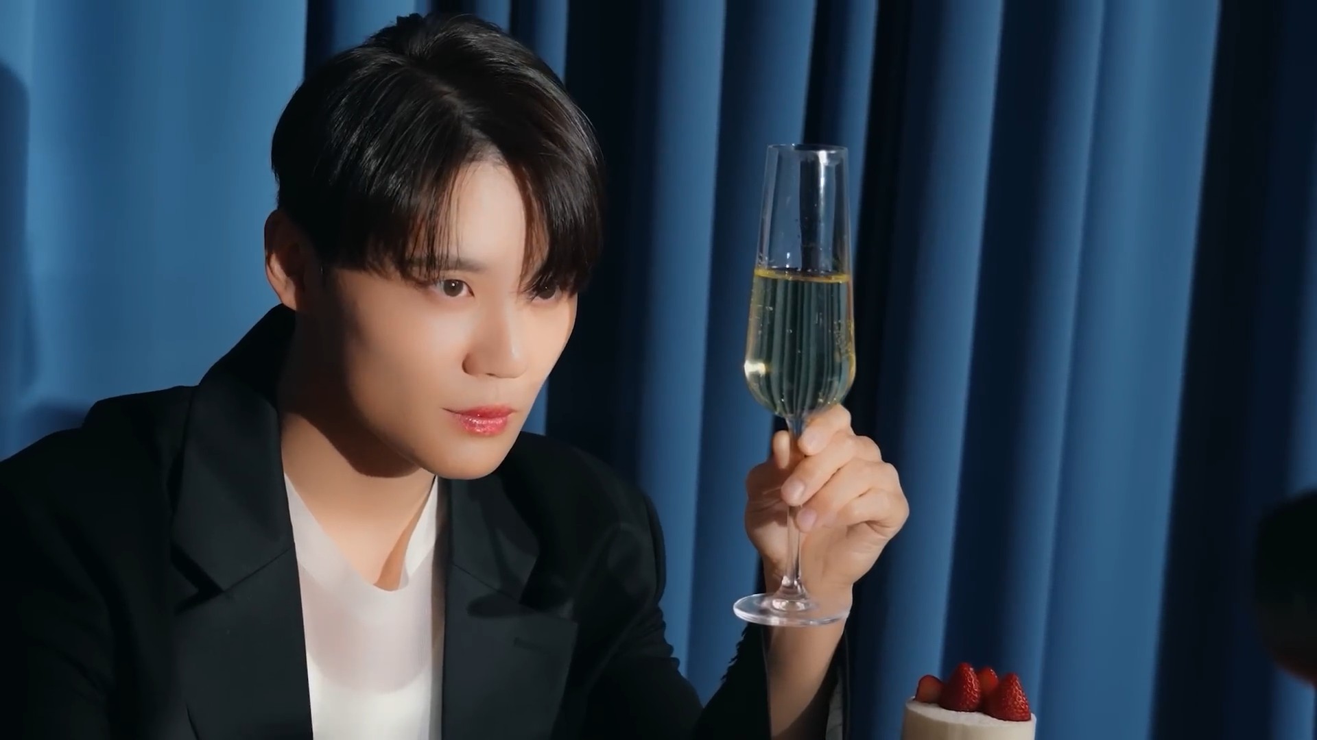 Poster Shoot Sketch13.jpg