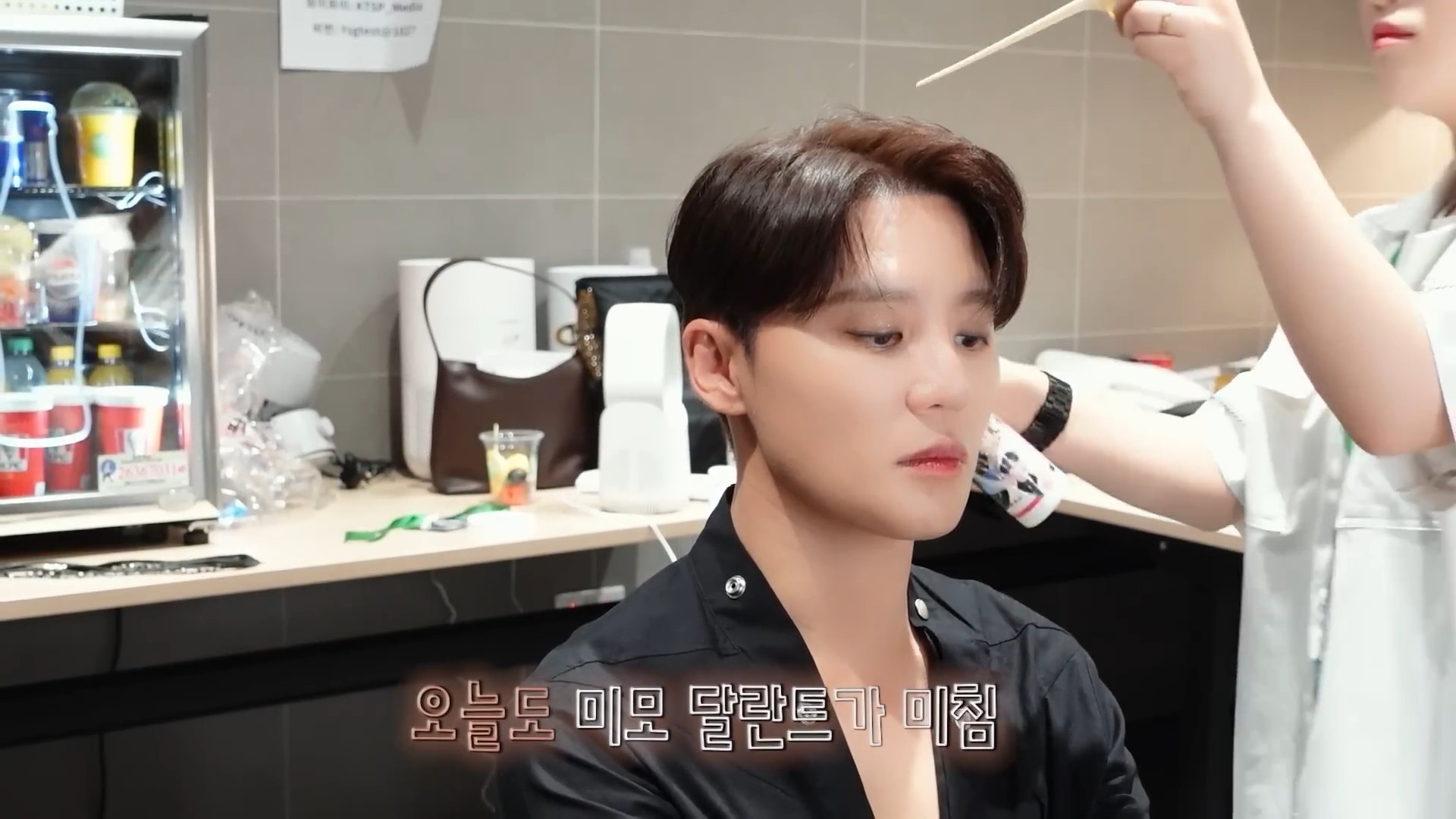 XIA l Behind the Scenes 2025 JUST US Hongkong44.jpg