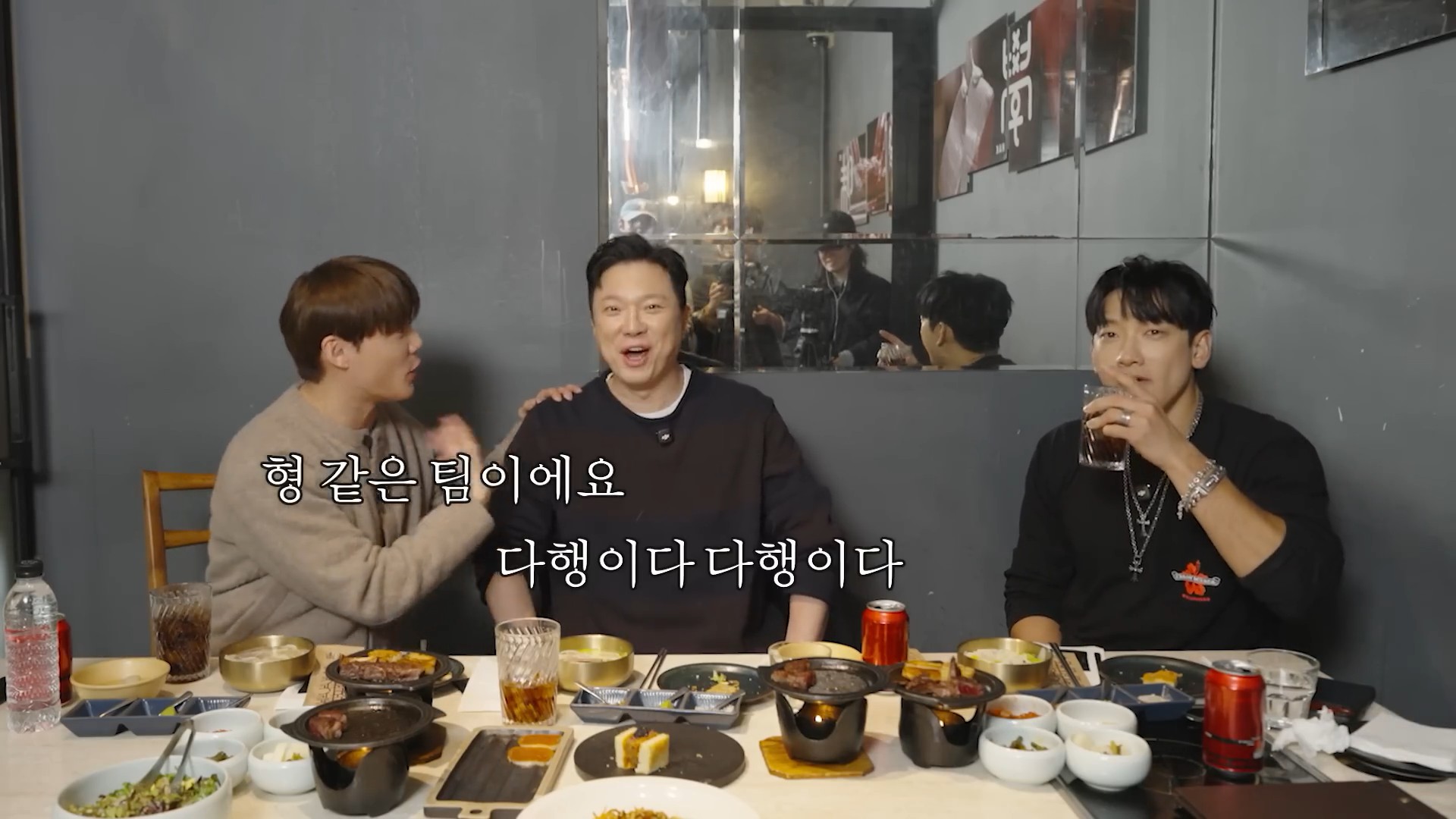 오늘 옛날 얘기 많이 된다_ 자기전에 생각날 거야 (ft. 김준수 정성화)10.jpg