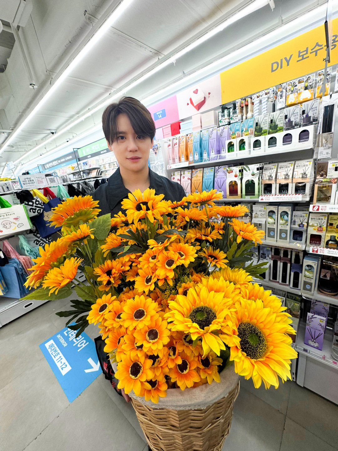 260521_Junsu_PALMTREE_02.jpg