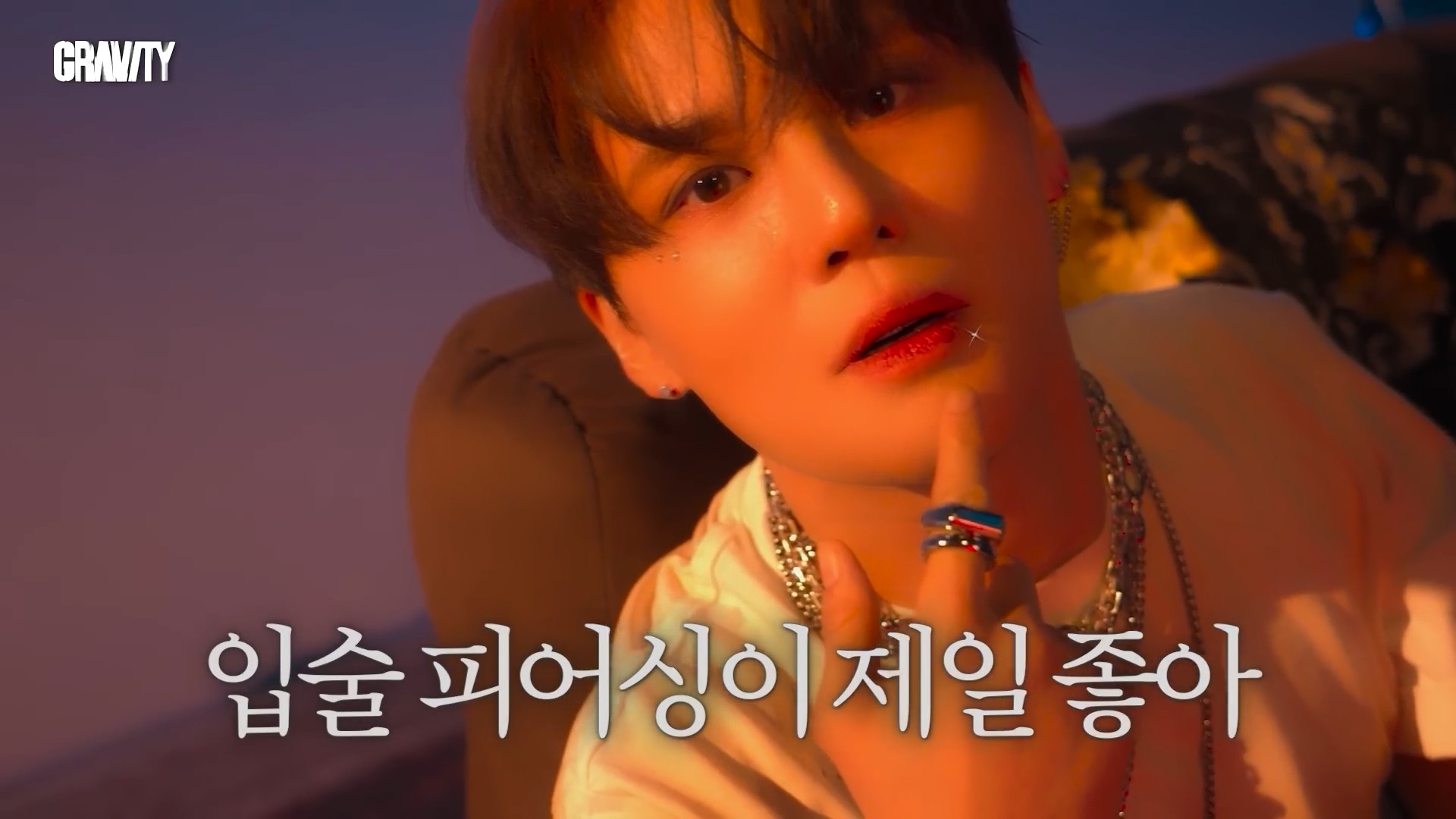 김준수(XIA) ',GRAVITY', I Jacket Shoot Behind14.jpg
