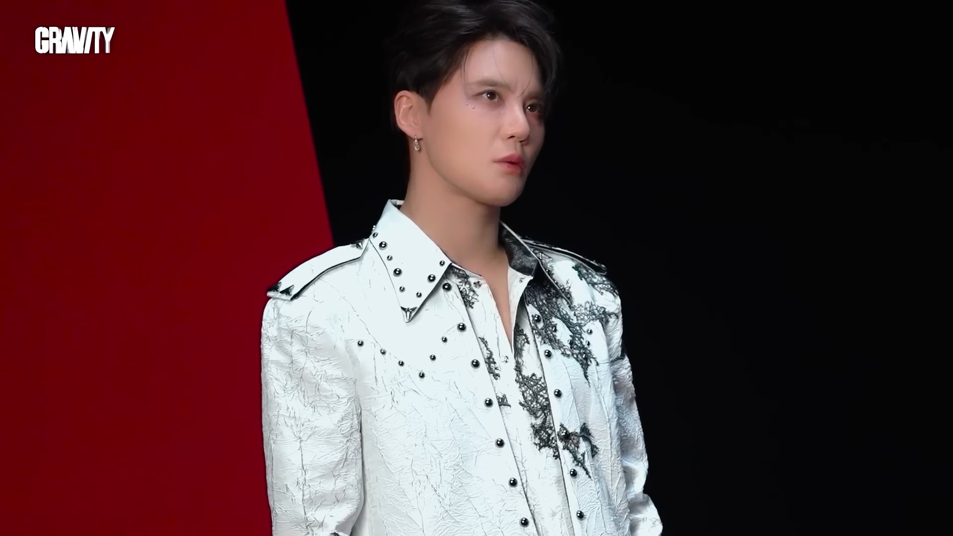 김준수(XIA) ',GRAVITY', I Jacket Shoot Behind11.jpg
