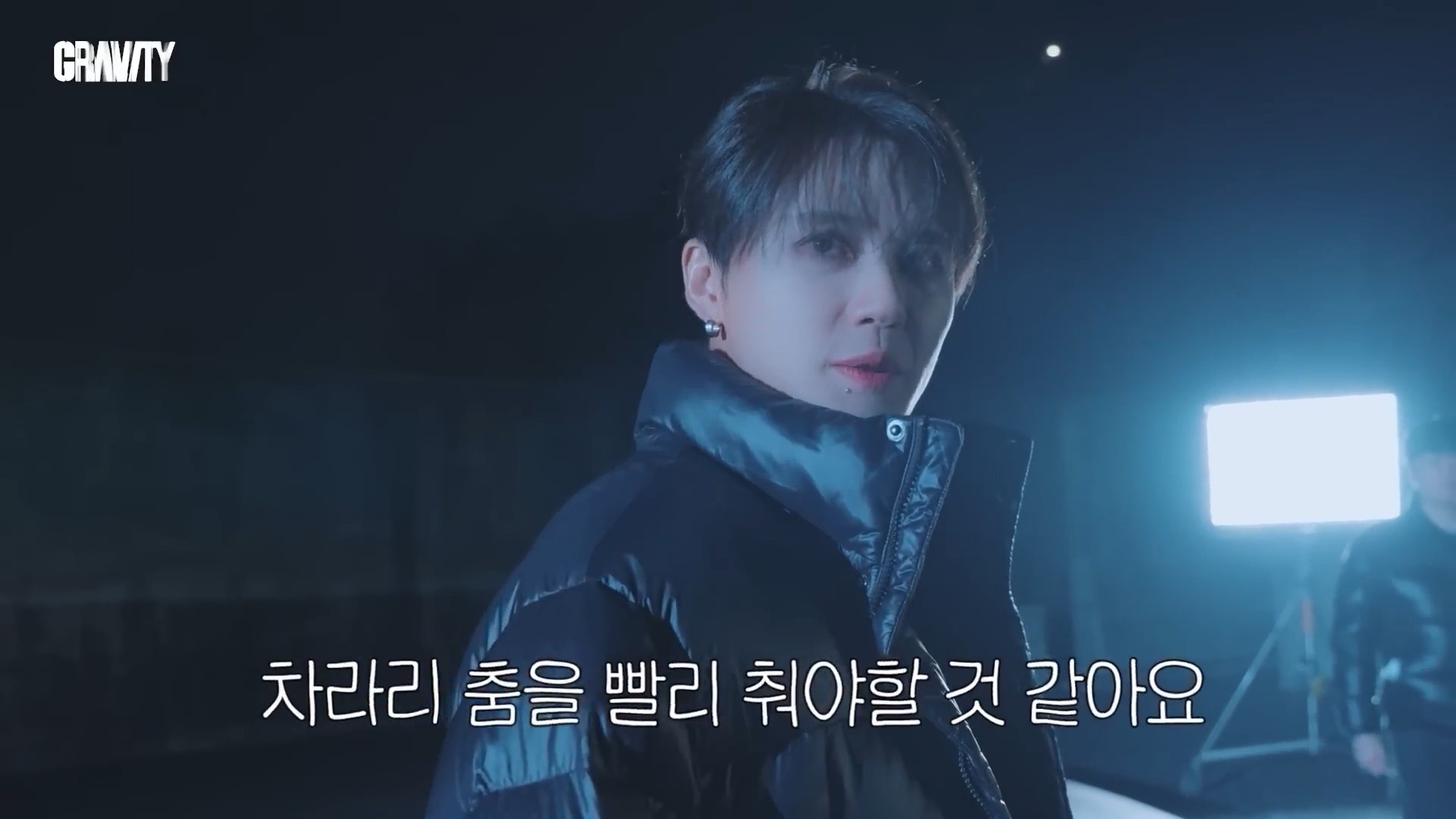 김준수(XIA) ',GRAVITY', I MV Behind11.jpg