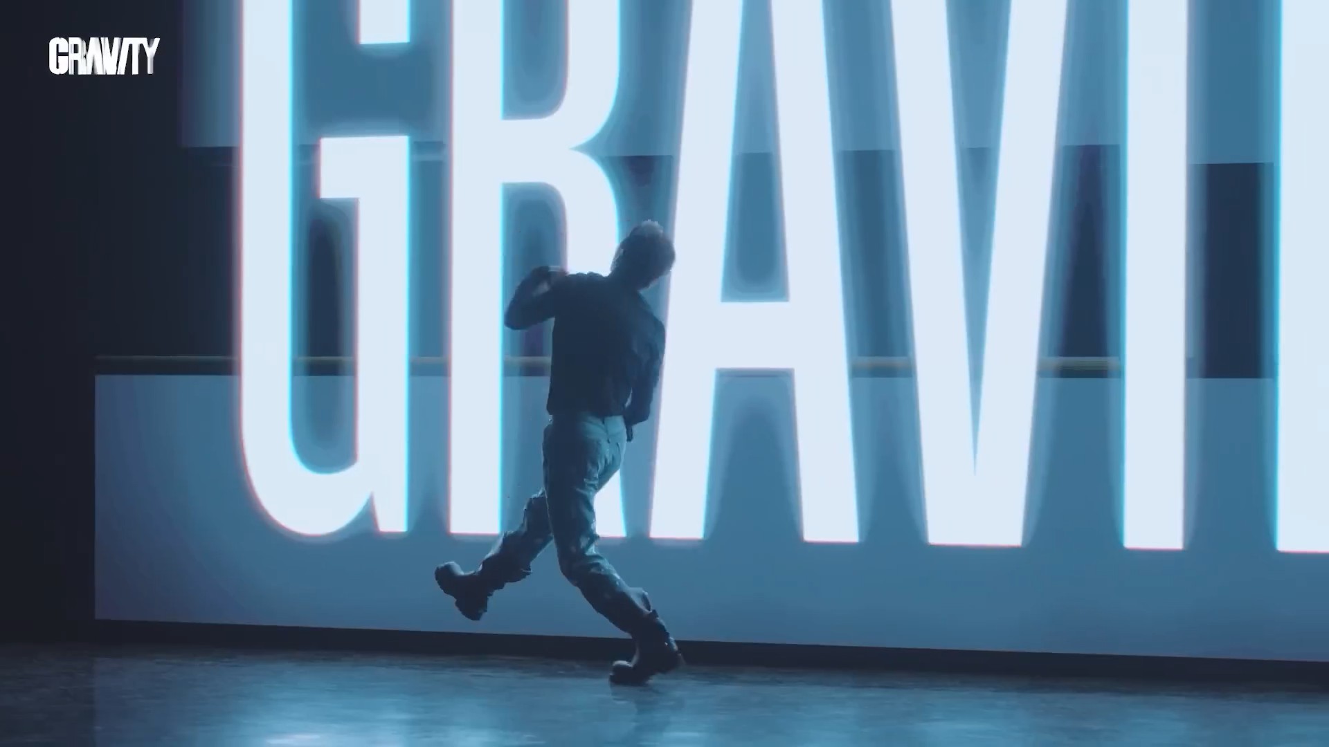 김준수(XIA) ',GRAVITY', I MV Behind16.jpg