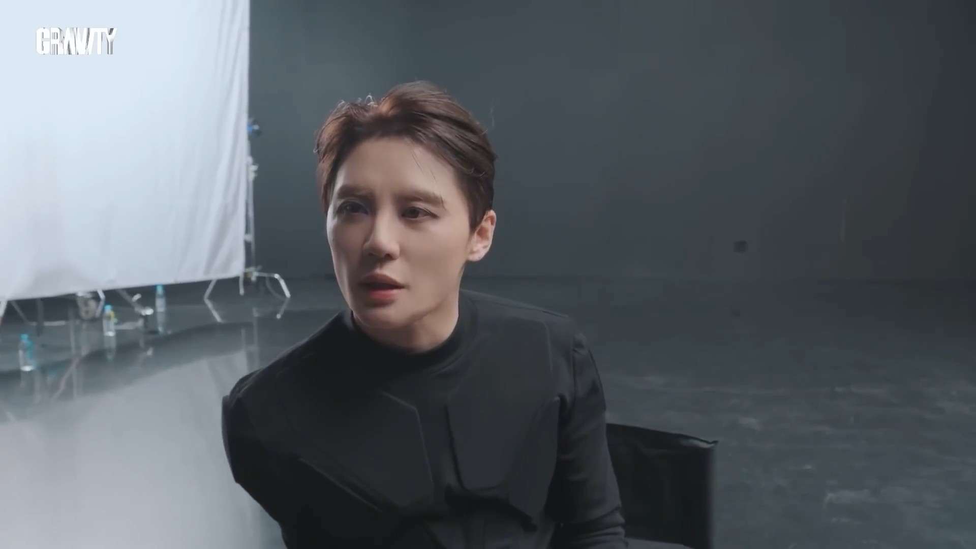 김준수(XIA) ',GRAVITY', I MV Behind22.jpg