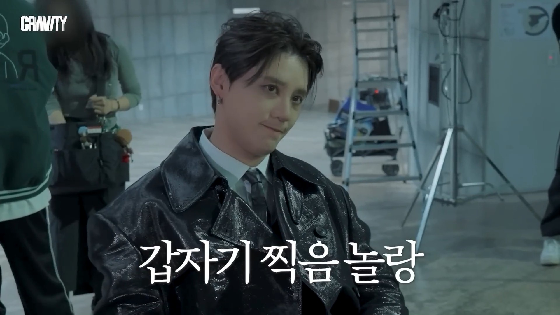김준수(XIA) ',GRAVITY', I MV Behind2.jpg