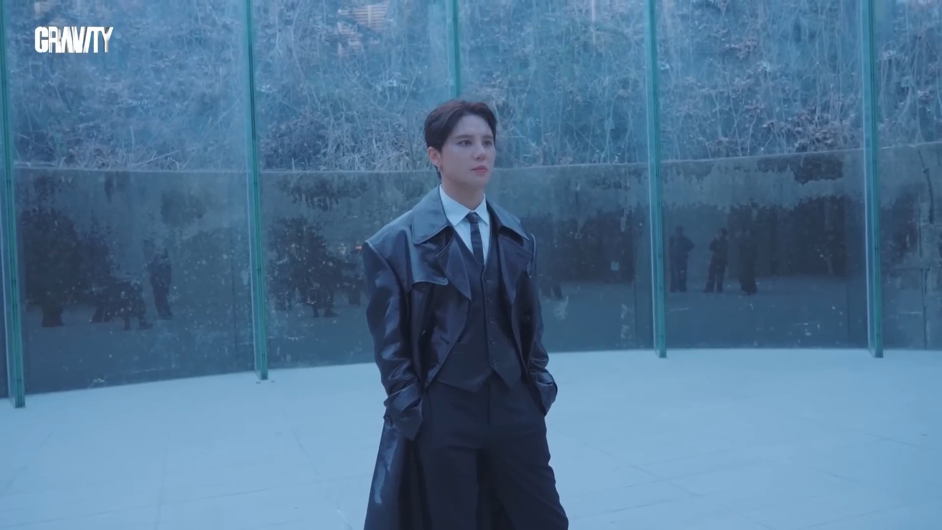 김준수(XIA) ',GRAVITY', I MV Behind5.jpg